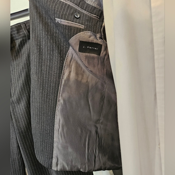 jf j.ferrar Charcoal Pinstripe Men's Suit - Picture 7 of 12